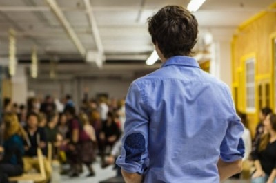 The Unbelievable Floating Rock That Captivated Everyone's Attention