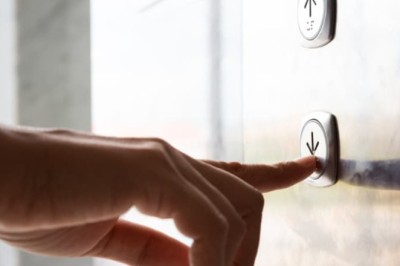 Mystery Unfolds in the Elevator: Woman's Strange Behavior Leaves Man Stunned