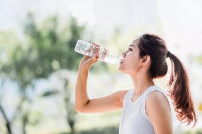 Water For Health: How much water should we drink a day to be healthy?