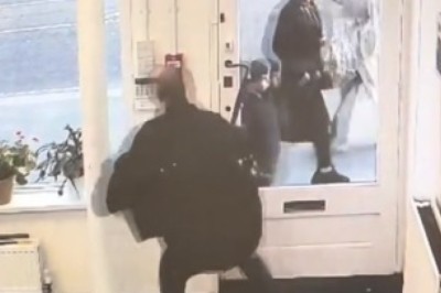 Caught in the Act: Hilarious Hijinks of a Bumbling Cash Box Bandit!