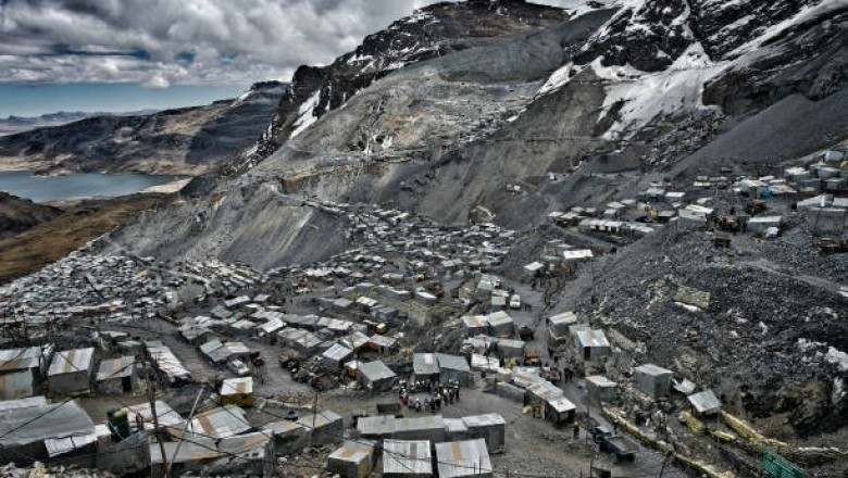 Surviving the Heights: Life in La Rinconada, the City Closest to Space