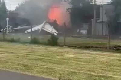 Catastrophic Jet Crash: Bombardier Challenger 300's Tragic Landing in Buenos Aires