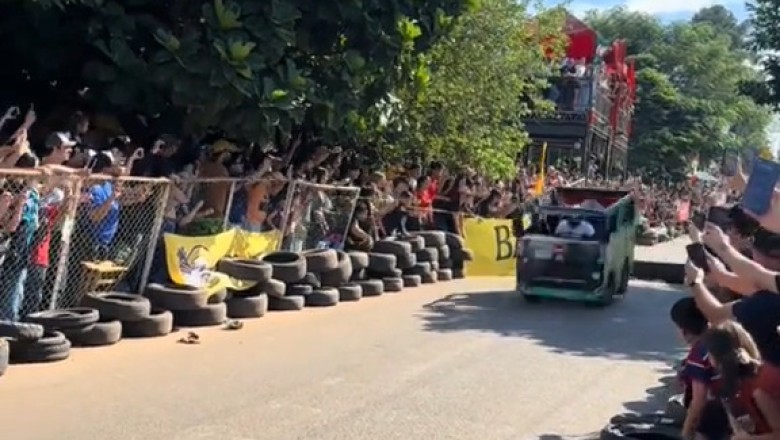 Half-Hearted Security Measures Caught on Camera