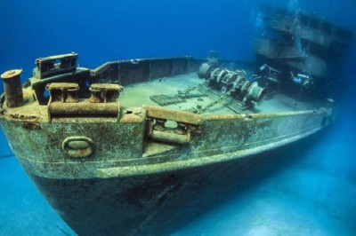 Deep Sea Mysteries: 15 Legendary Shipwrecks and Their Eerie Tales!
