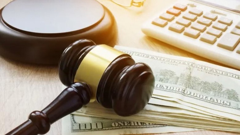 The Two-Cent Thief: How a Financial Whiz Stole Millions and Almost Got Away with It