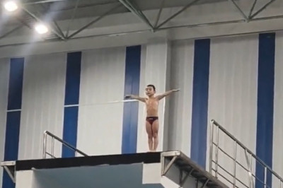 The Perfect Jump: Gravity-Defying Moments You Have to See!