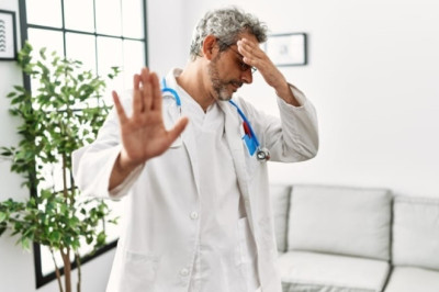 Miracle in Miniature: Woman Gives Birth to World's Smallest Triplets – Doctor Left Astonished!